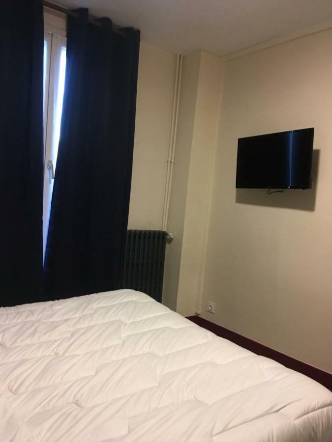 Hotel De Strasbourg Aulnay-sous-Bois Luaran gambar