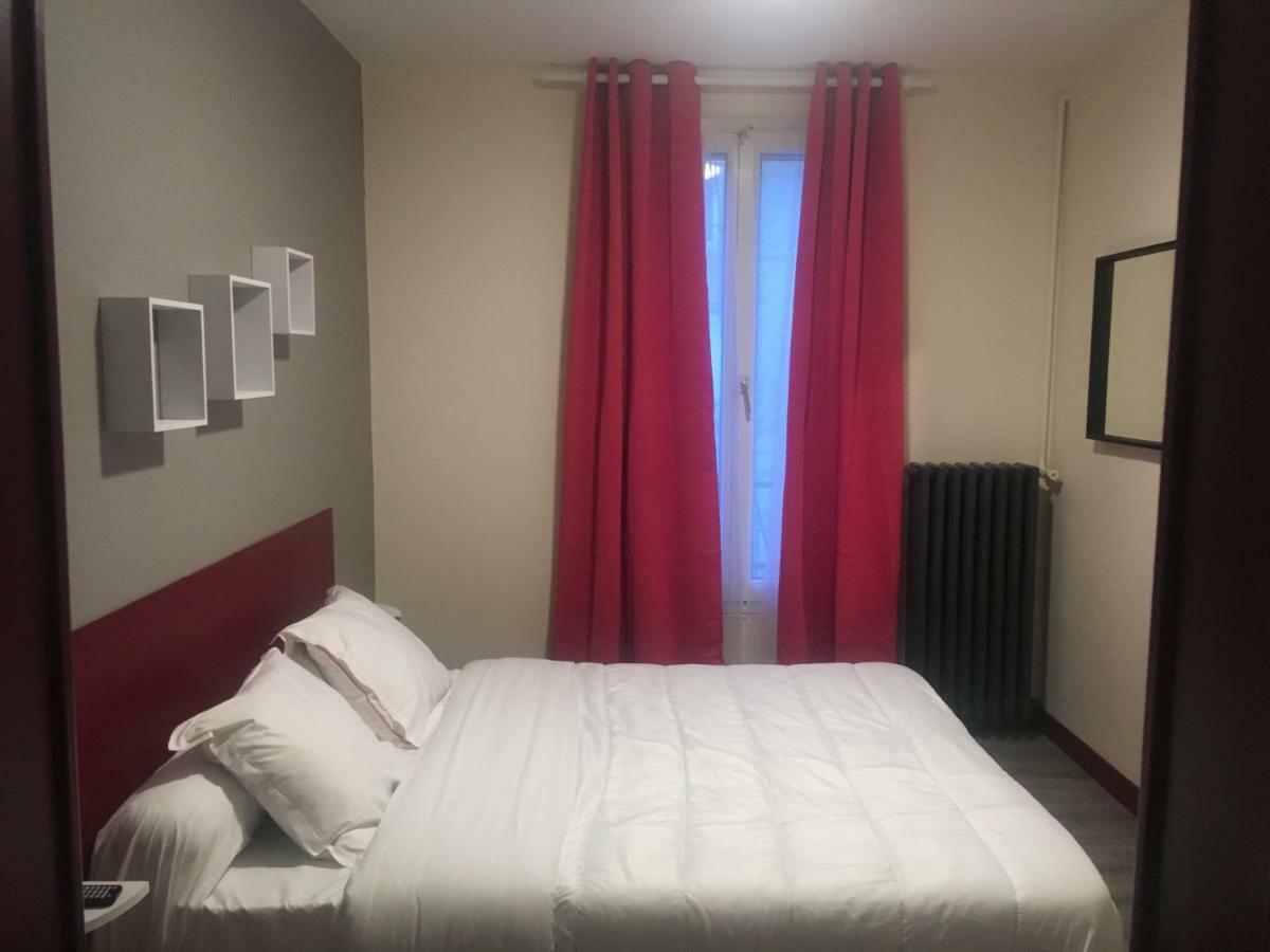 Hotel De Strasbourg Aulnay-sous-Bois Luaran gambar