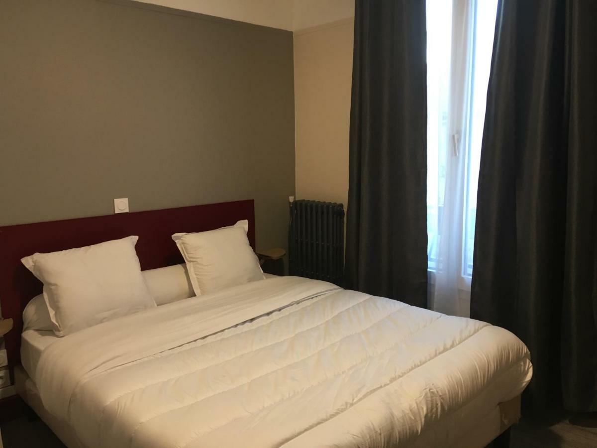 Hotel De Strasbourg Aulnay-sous-Bois Luaran gambar